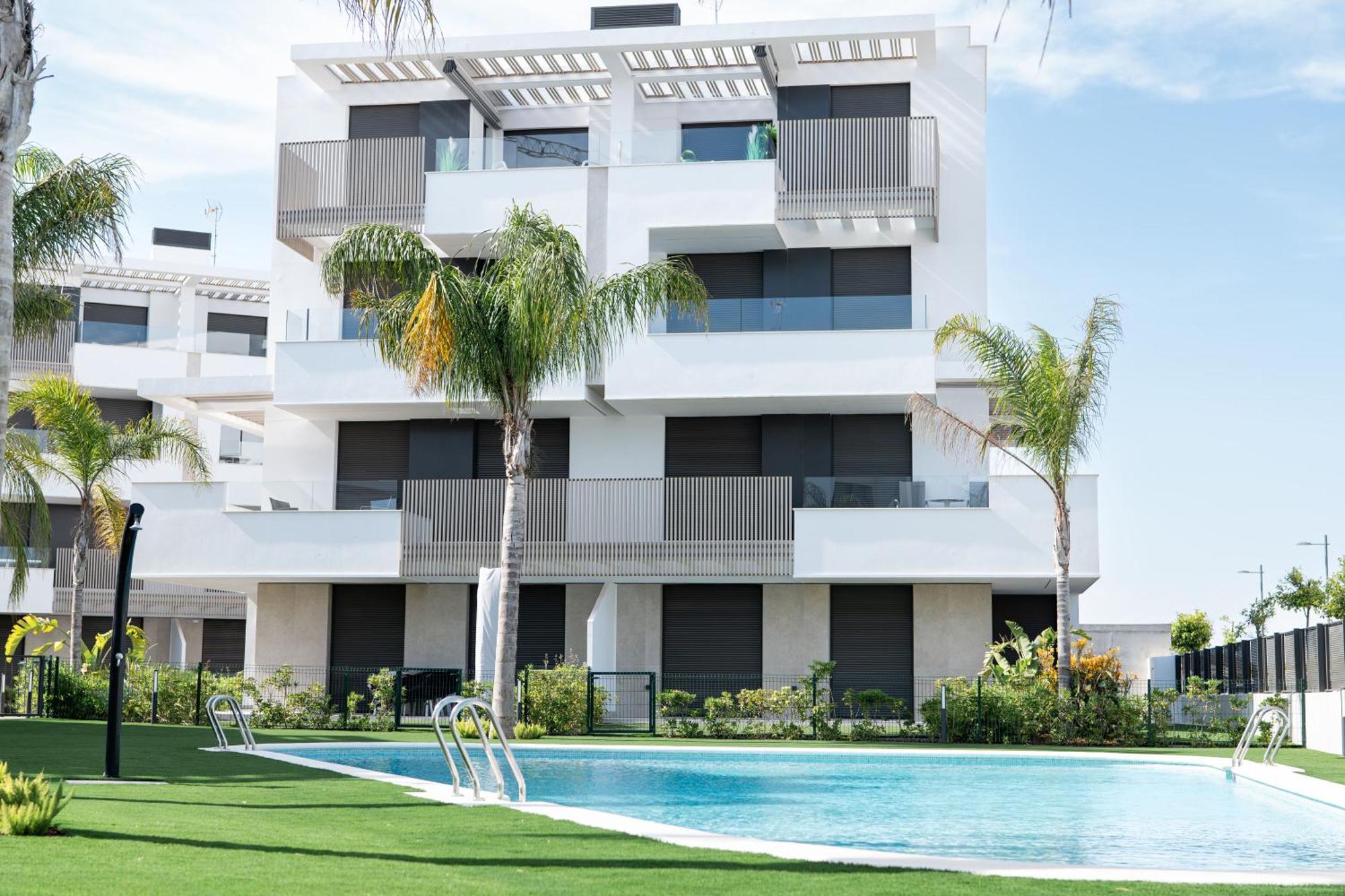Modern With Heated Pool-santa Rosalia By Coeli Living Apartment